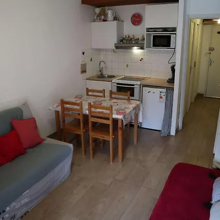 Pour 5 Avec Balcon Et Chaise Haute - Fr-1-322-572 * Les Orres